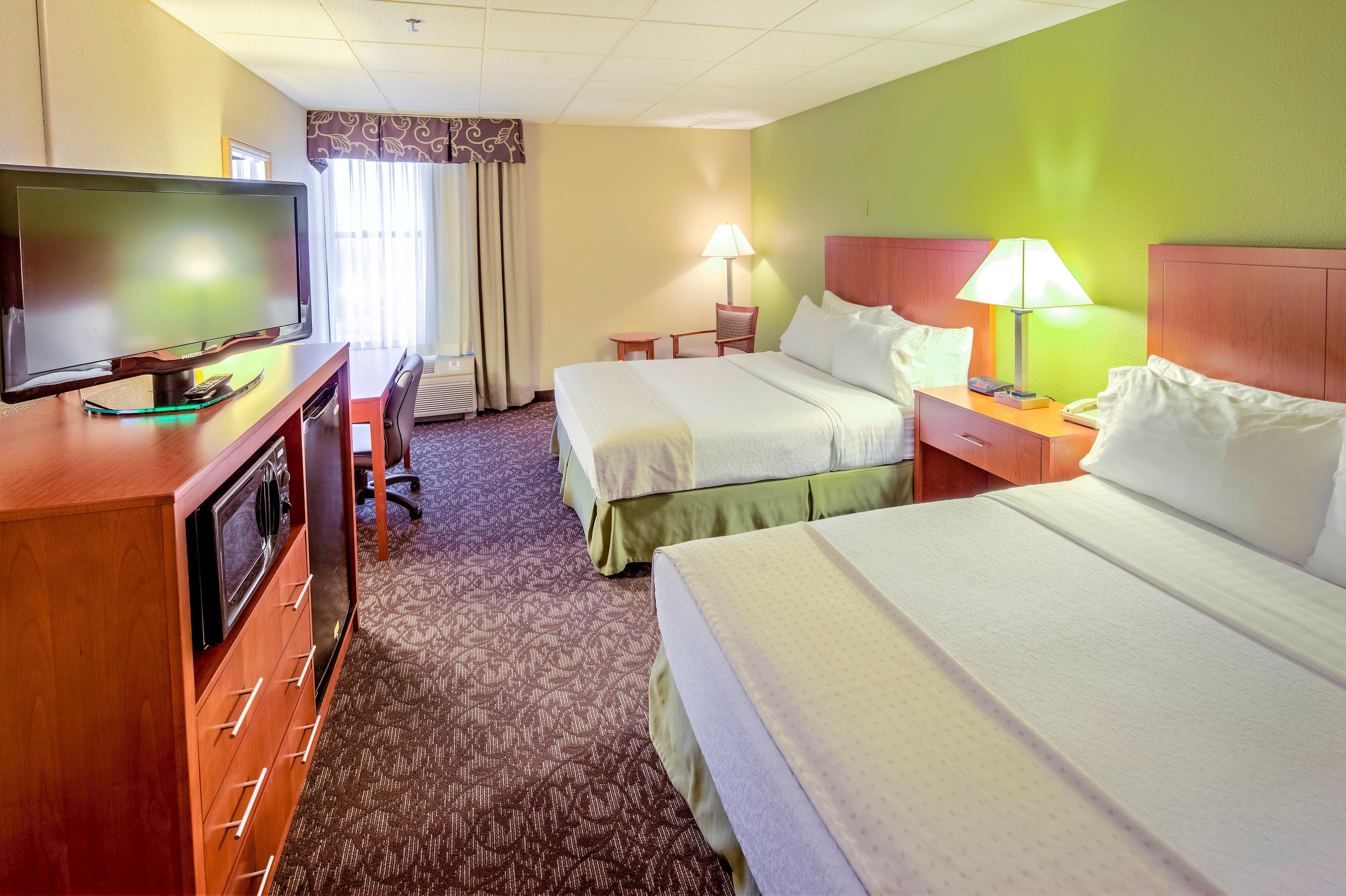 Quality Inn & Suites Downtown แมนสฟิลด์ ภายนอก รูปภาพ